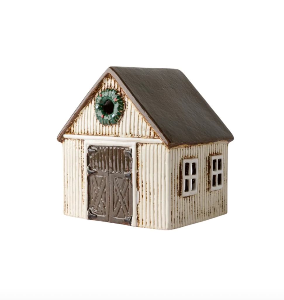 Nordgard Stable with Wreath Tealight