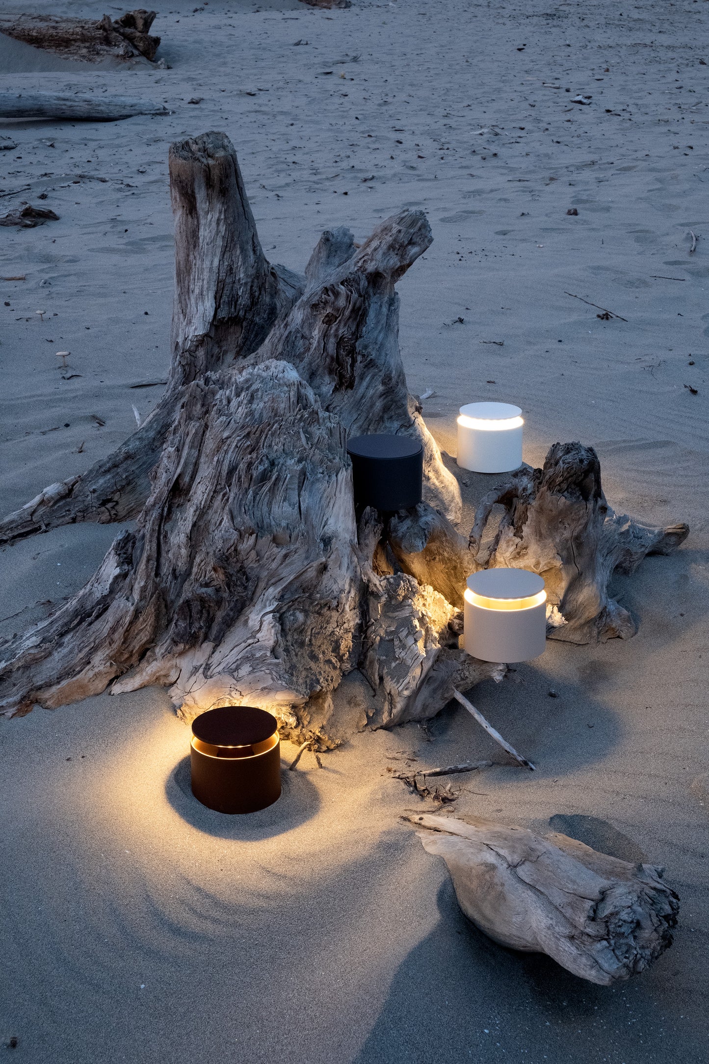 Push-Up Table Lamp