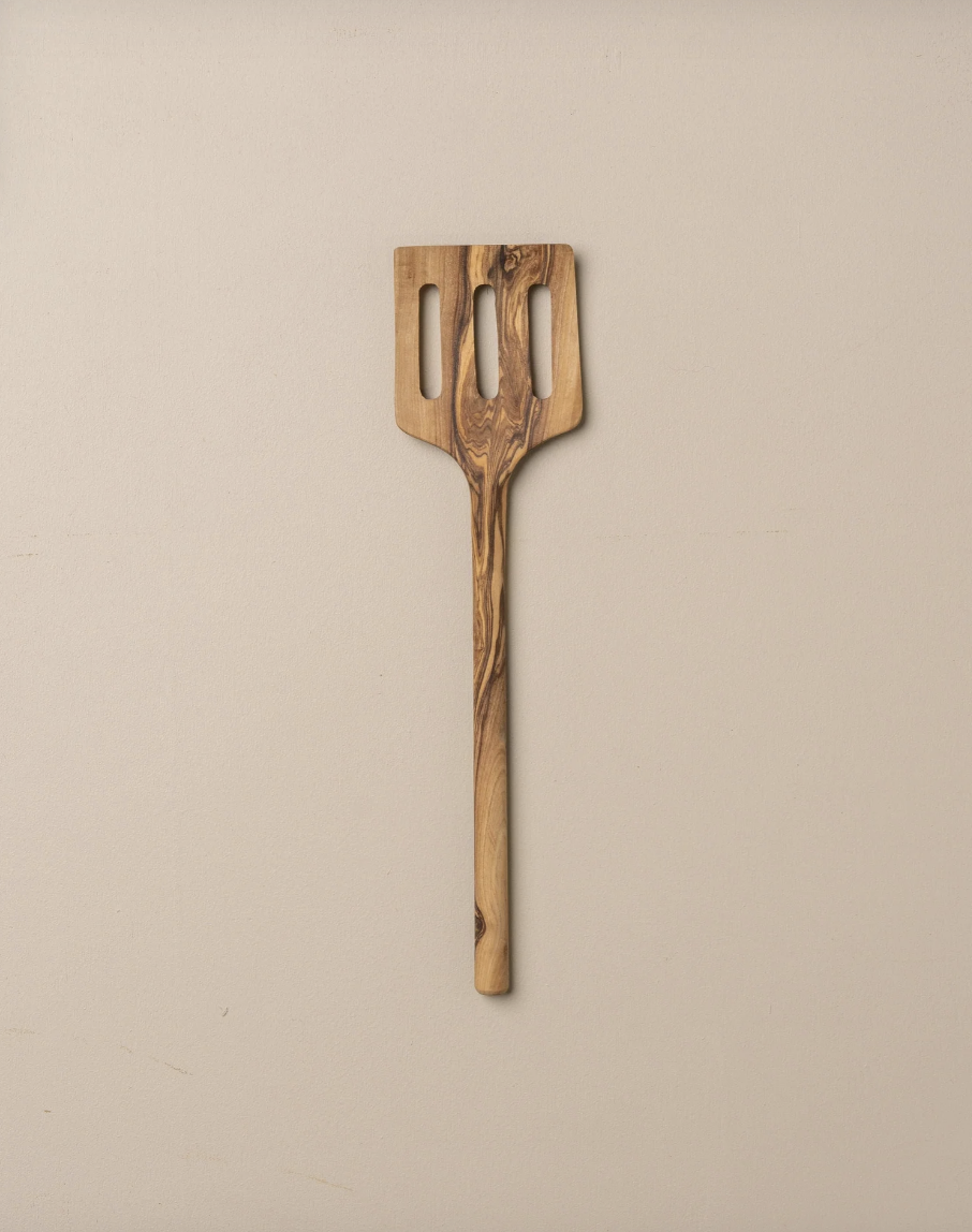 Saarde Olive Wood Angular Slotted Spatula
