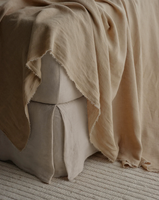 Hale Mercantile Linen Bed Skirt (king)