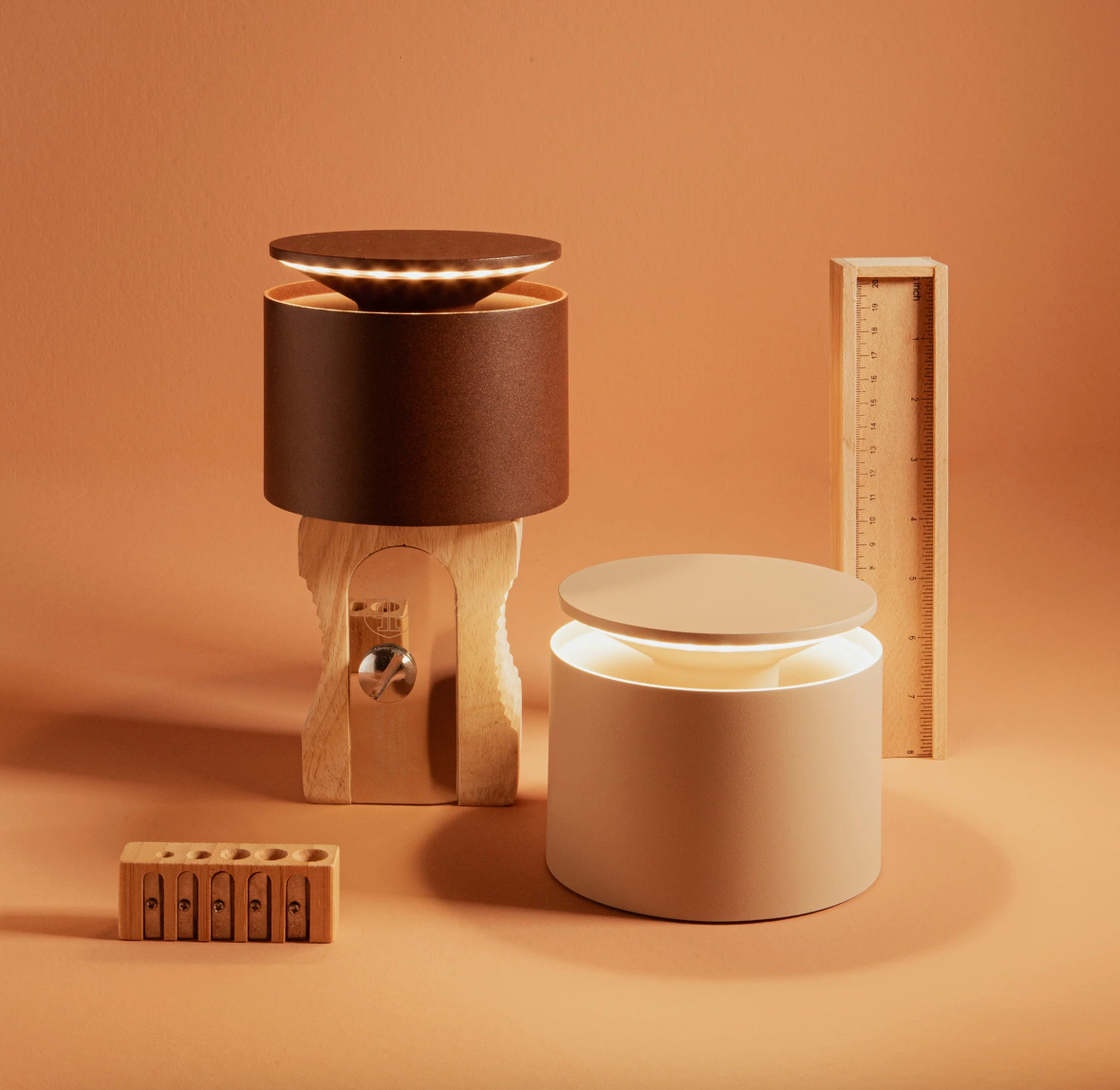 Push-Up Table Lamp