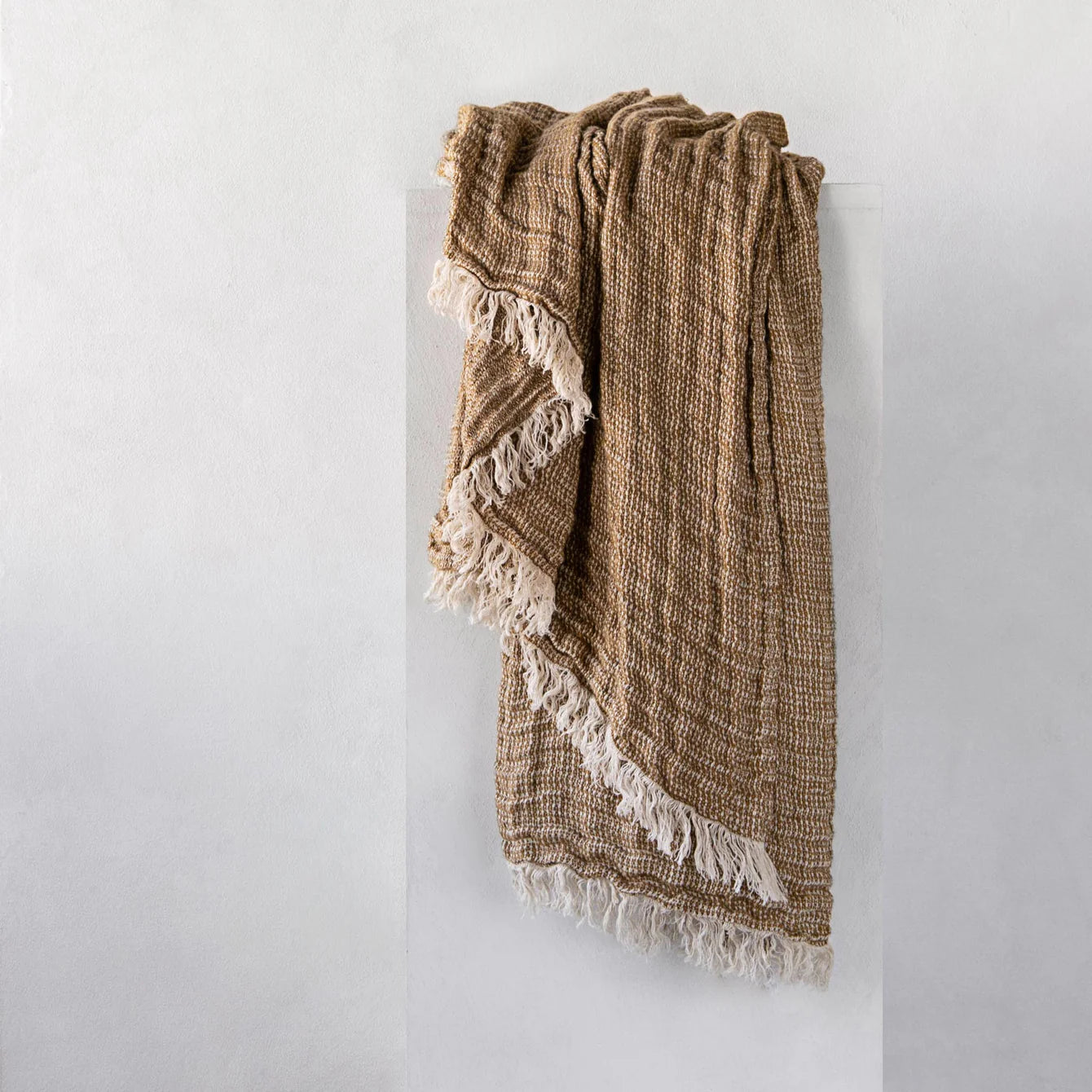 Hale Mercantile Crush Linen Throw 160 x 220 cm