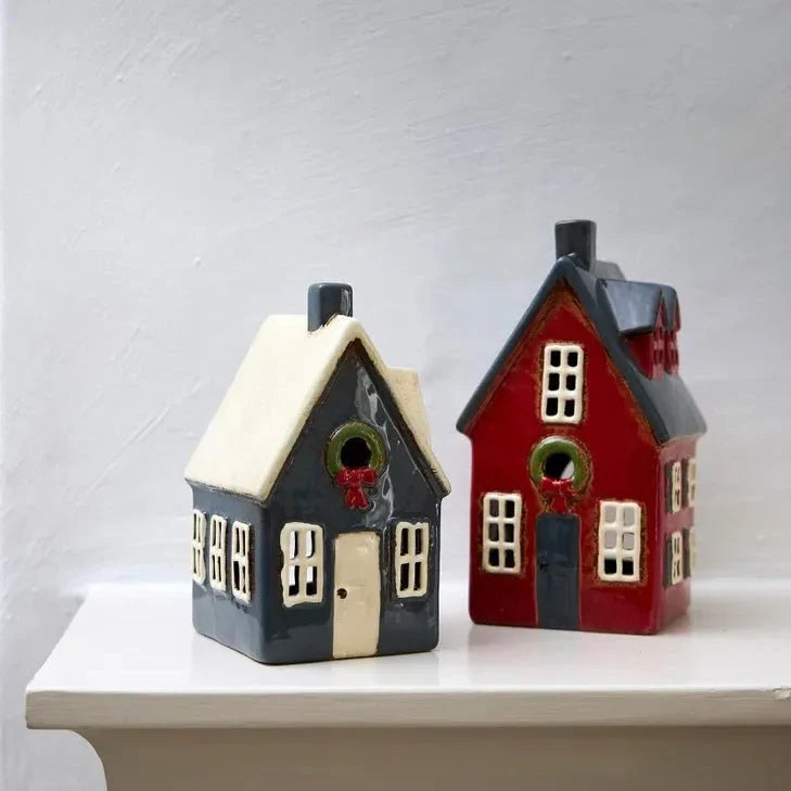Alsace Red Cottage Tealight with Wreath