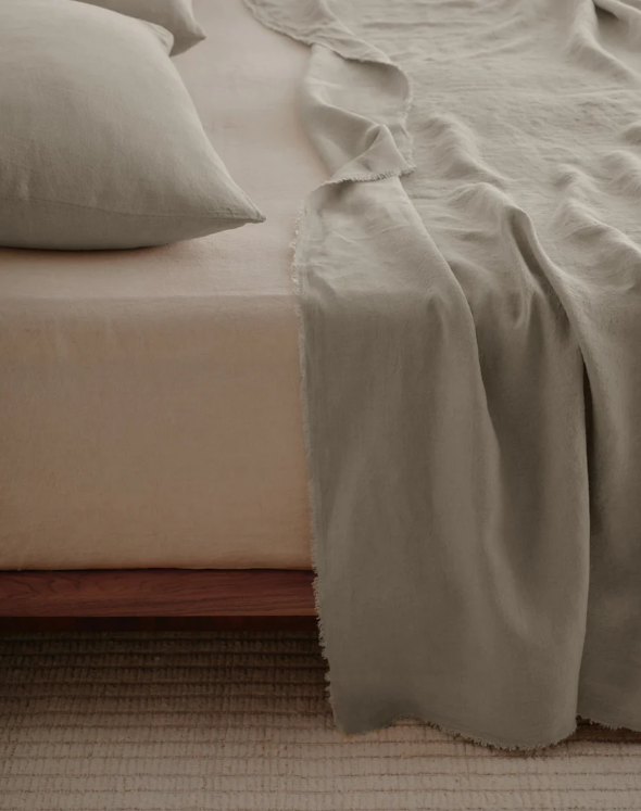 Hale Mercantile | Basix Standard Linen Pillowcase | Cep