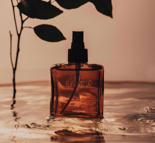 Saarde | Room Spray | Byakudan Amber
